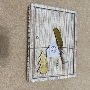 White and Gold Beaded Cheese Board Holiday Set with Knife NWT